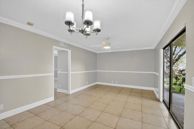 1701 Balfour Point Drive E, West Palm Beach, FL 33411