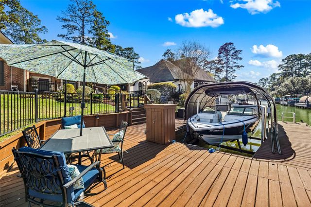 3127 Hemingway Drive, Montgomery, TX 77356