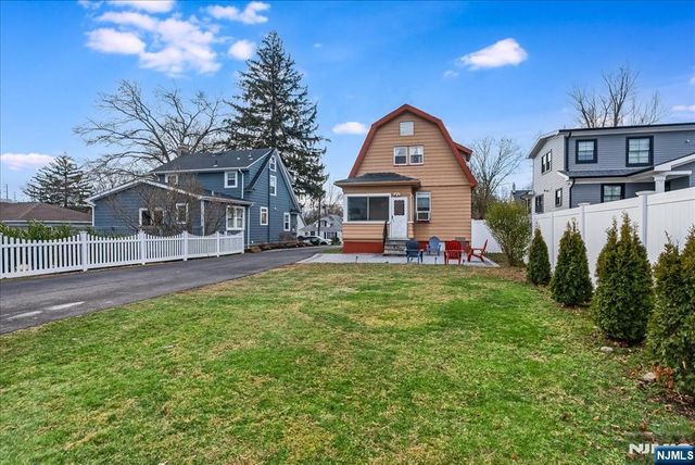 15 Belle Terre Road, West Orange, NJ 07052