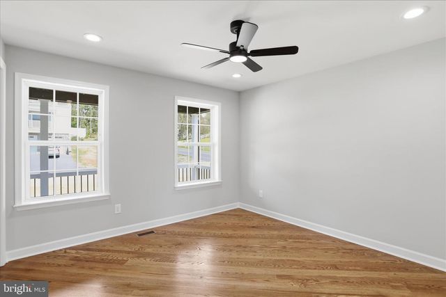 19 BOGEY DR, Martinsburg, WV 25405