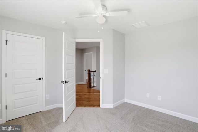 19 BOGEY DR, Martinsburg, WV 25405