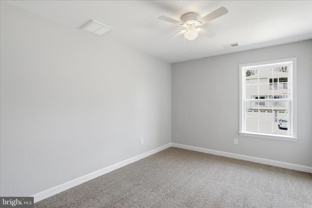 19 BOGEY DR, Martinsburg, WV 25405