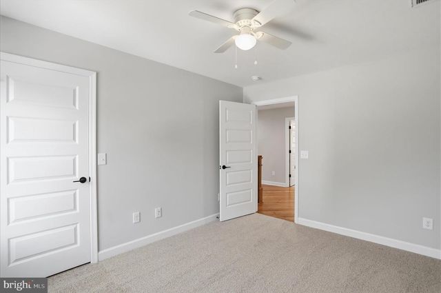 19 BOGEY DR, Martinsburg, WV 25405