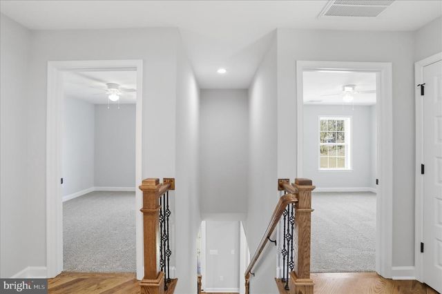 19 BOGEY DR, Martinsburg, WV 25405
