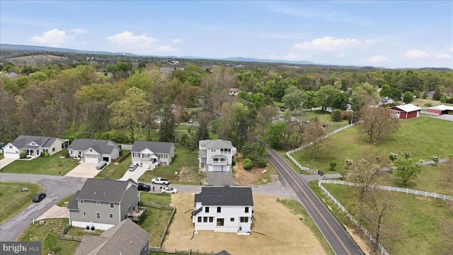 19 BOGEY DR, Martinsburg, WV 25405