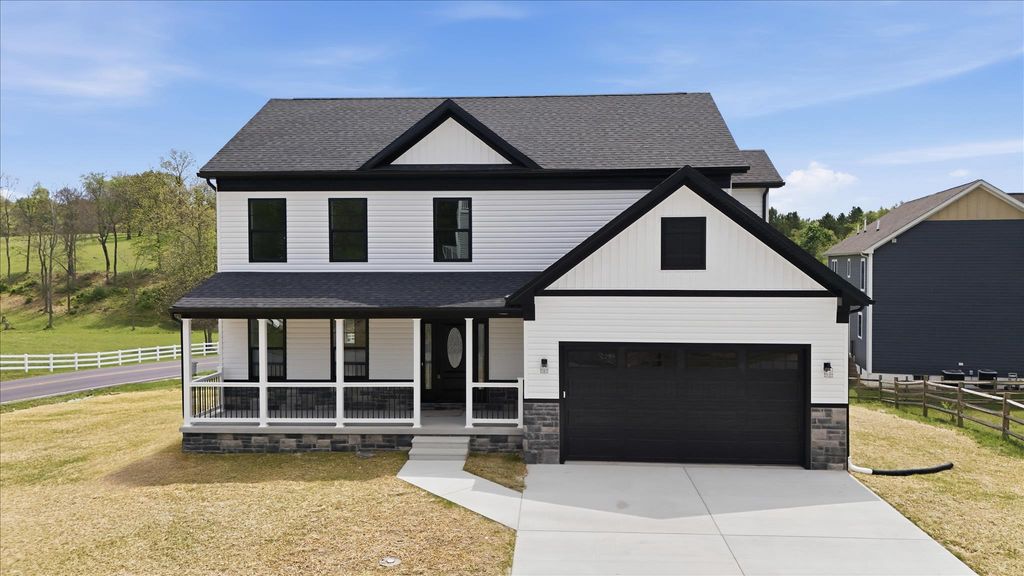 19 BOGEY DR, Martinsburg, WV 25405