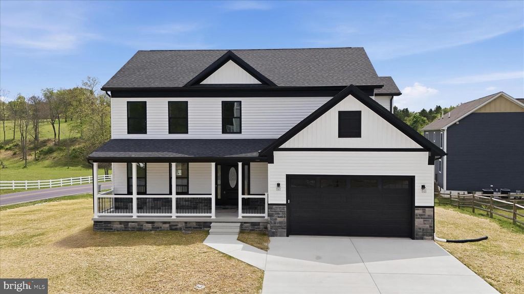 19 BOGEY DR, Martinsburg, WV 25405