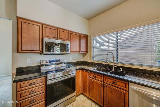 16237 S 13TH Street, Phoenix, AZ 85048