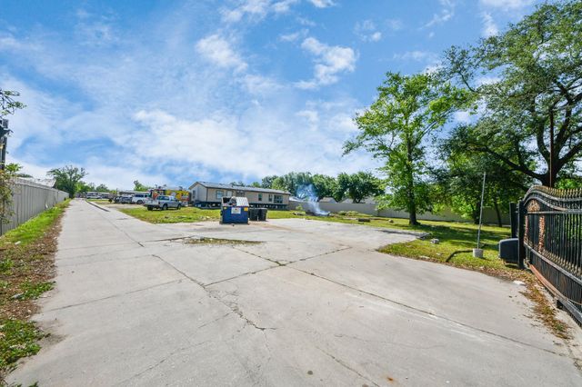 13518 Kaltenbrun Road, Houston, TX 77086