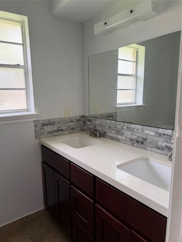 12860 Westleigh Drive, Houston, TX 77077