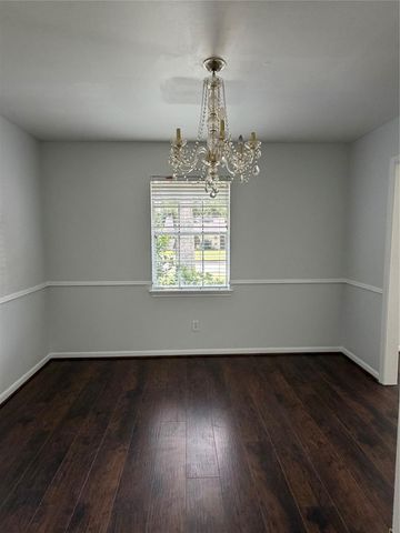 12860 Westleigh Drive, Houston, TX 77077