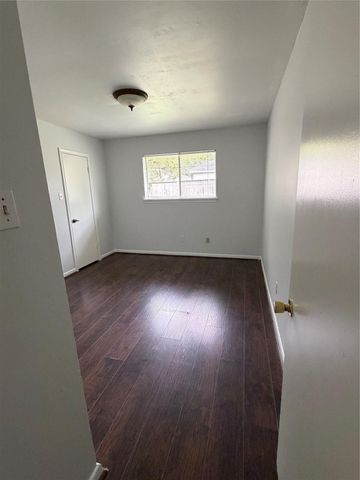 12860 Westleigh Drive, Houston, TX 77077