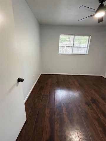 12860 Westleigh Drive, Houston, TX 77077