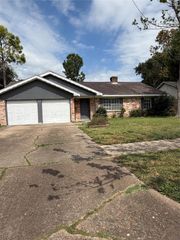 12860 Westleigh Drive, Houston, TX 77077