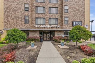 700 E 8th St Street 4E, Kansas City, MO 64106
