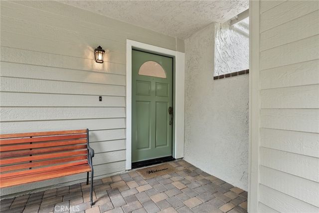 817 Sunstone Street, Westlake Village, CA 91362