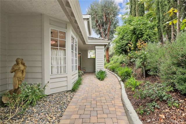 817 Sunstone Street, Westlake Village, CA 91362