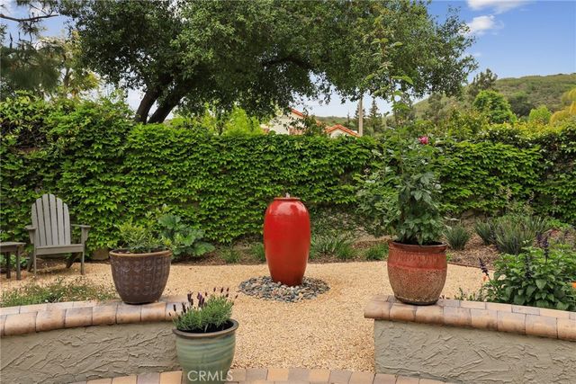 817 Sunstone Street, Westlake Village, CA 91362