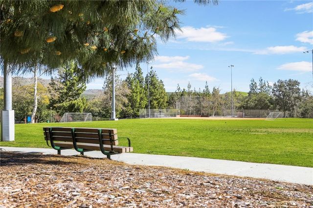 817 Sunstone Street, Westlake Village, CA 91362