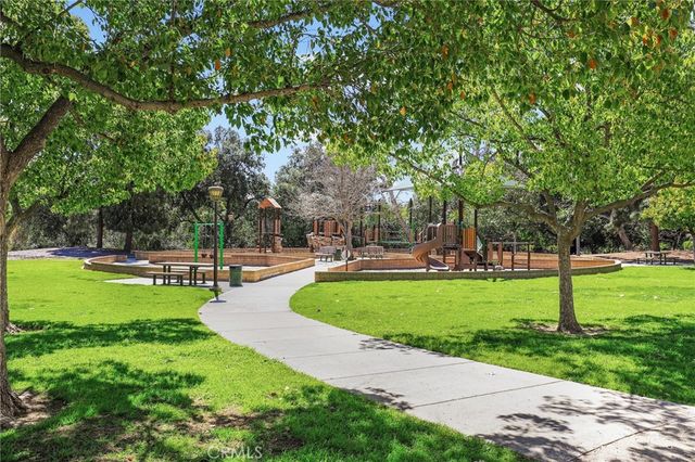 817 Sunstone Street, Westlake Village, CA 91362