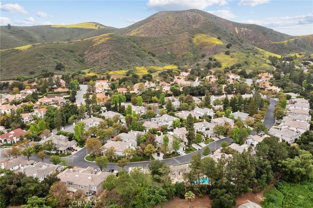 817 Sunstone Street, Westlake Village, CA 91362