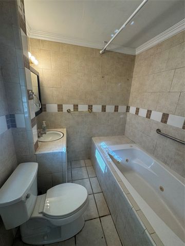 2121 Cliff Park, Fort Worth, TX 76134