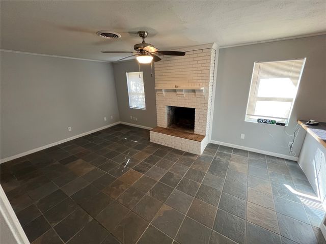 2121 Cliff Park, Fort Worth, TX 76134