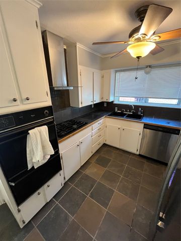 2121 Cliff Park, Fort Worth, TX 76134