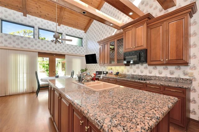 1316 RIVERVIEW CIRCLE, Bradenton, FL 34209