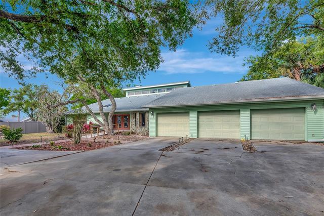 1316 RIVERVIEW CIRCLE, Bradenton, FL 34209