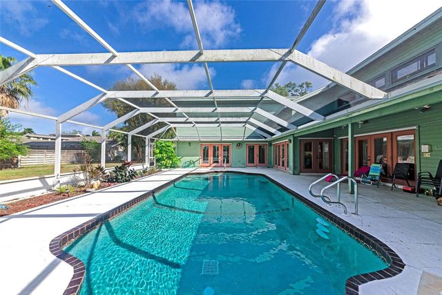 1316 RIVERVIEW CIRCLE, Bradenton, FL 34209