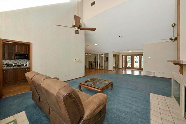 1316 RIVERVIEW CIRCLE, Bradenton, FL 34209