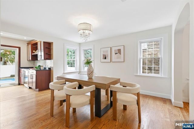 473 Oakdene Avenue, Cliffside Park, NJ 07010