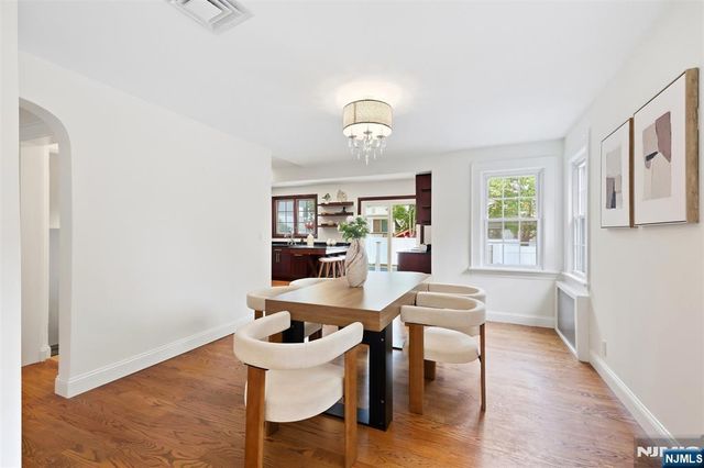 473 Oakdene Avenue, Cliffside Park, NJ 07010