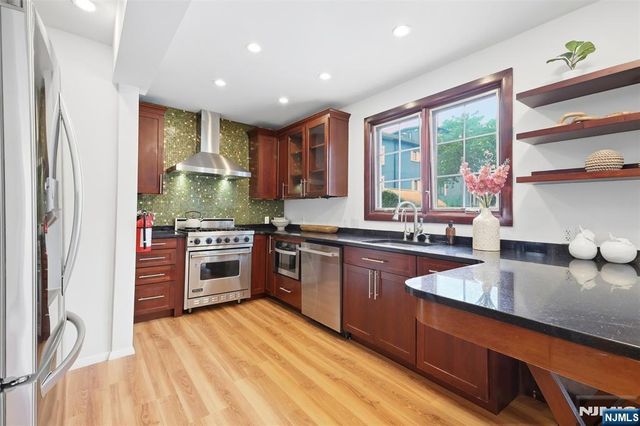 473 Oakdene Avenue, Cliffside Park, NJ 07010