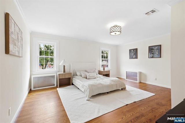 473 Oakdene Avenue, Cliffside Park, NJ 07010