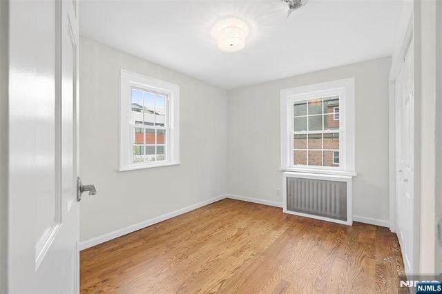 473 Oakdene Avenue, Cliffside Park, NJ 07010