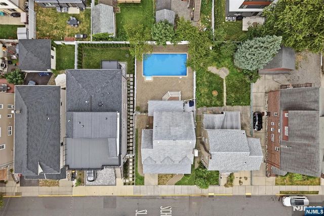 473 Oakdene Avenue, Cliffside Park, NJ 07010