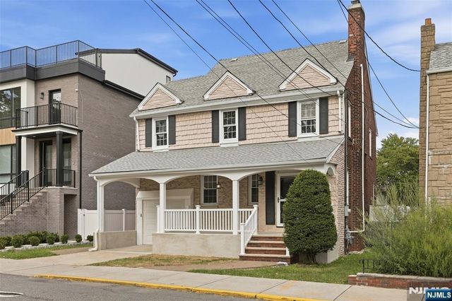 473 Oakdene Avenue, Cliffside Park, NJ 07010