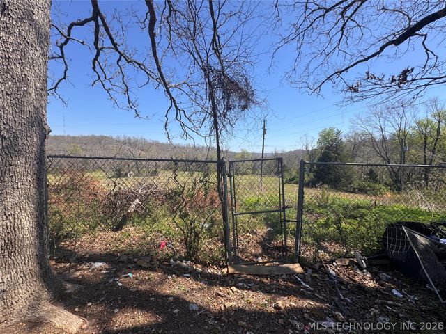 13310 N Webster, Tahlequah, OK 74464