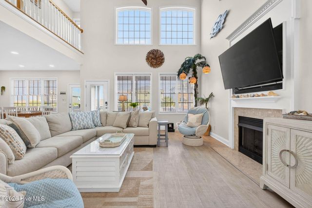253 E First Street, Ocean Isle Beach, NC 28469