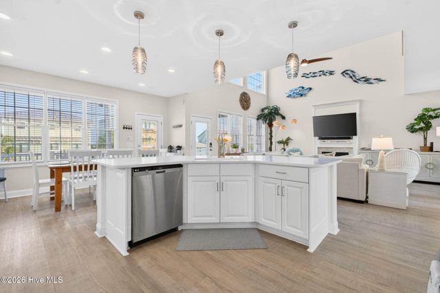253 E First Street, Ocean Isle Beach, NC 28469