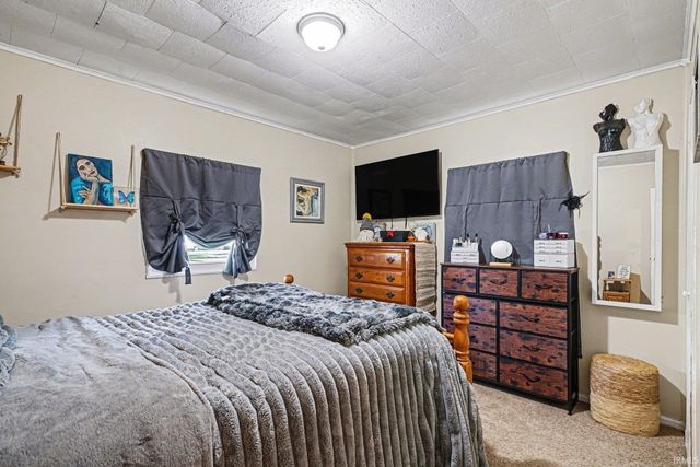 208 Luelde Street, South Bend, IN 46614