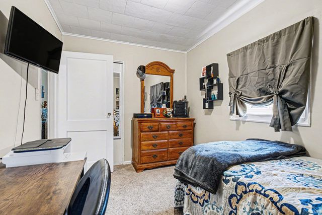 208 Luelde Street, South Bend, IN 46614