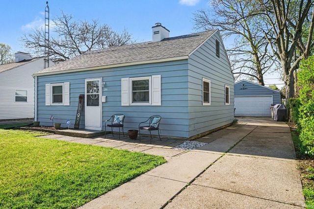 208 Luelde Street, South Bend, IN 46614
