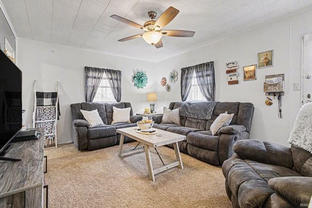 208 Luelde Street, South Bend, IN 46614