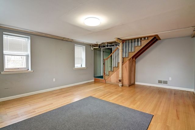 317 Elmwood Ave, Quincy, MA 02170