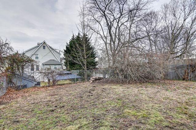 317 Elmwood Ave, Quincy, MA 02170