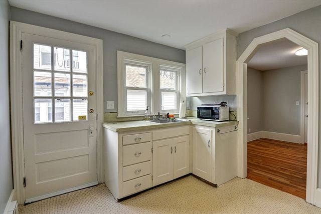 317 Elmwood Ave, Quincy, MA 02170