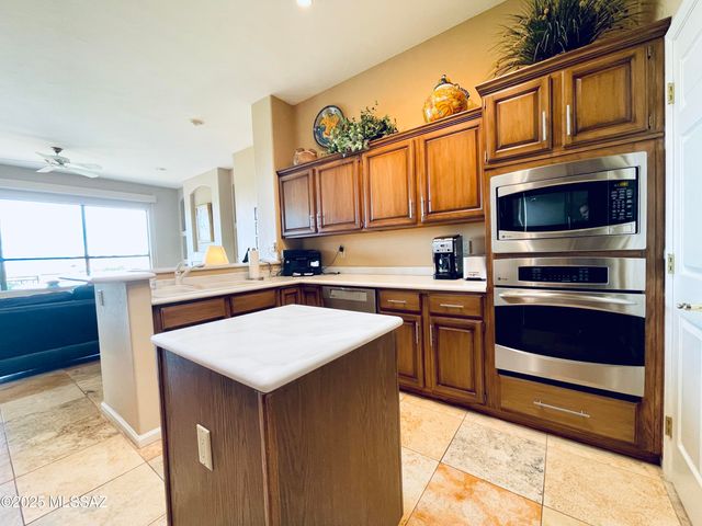 6171 Vía De La Tortola, Tucson, AZ 85718